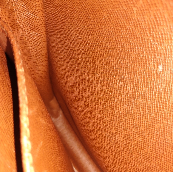 AUTHENTICATED, VINTAGE (LV) Louis Vuitton Monogram Danube Crossbody Bag - Picture 11 of 15